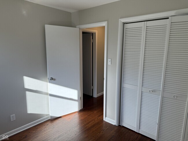 Building Photo - 209 Blairsden Ave