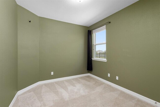 Building Photo - 13525 Emerald Mallard Dr
