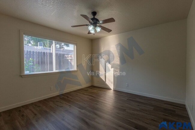 Building Photo - 2055 Pawnee Way