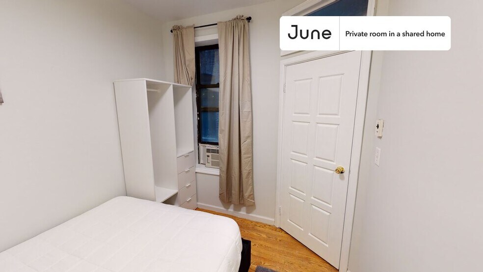 Building Photo - Room in Shared 3 bed/1 bath home