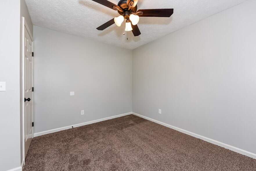 Building Photo - 209 Priest View Dr