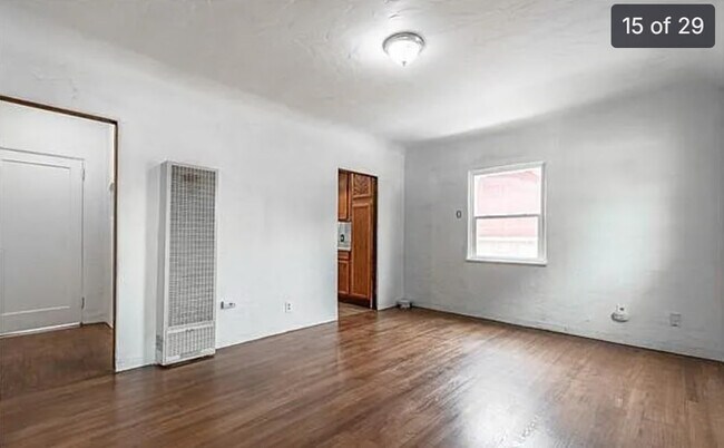 Building Photo - 10526 Downey Norwalk Rd