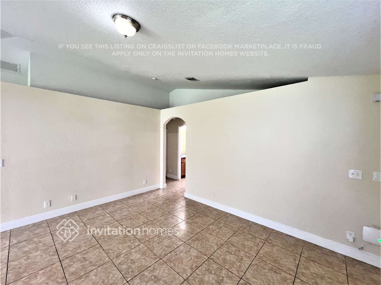 Building Photo - 2611 Alexander Ave