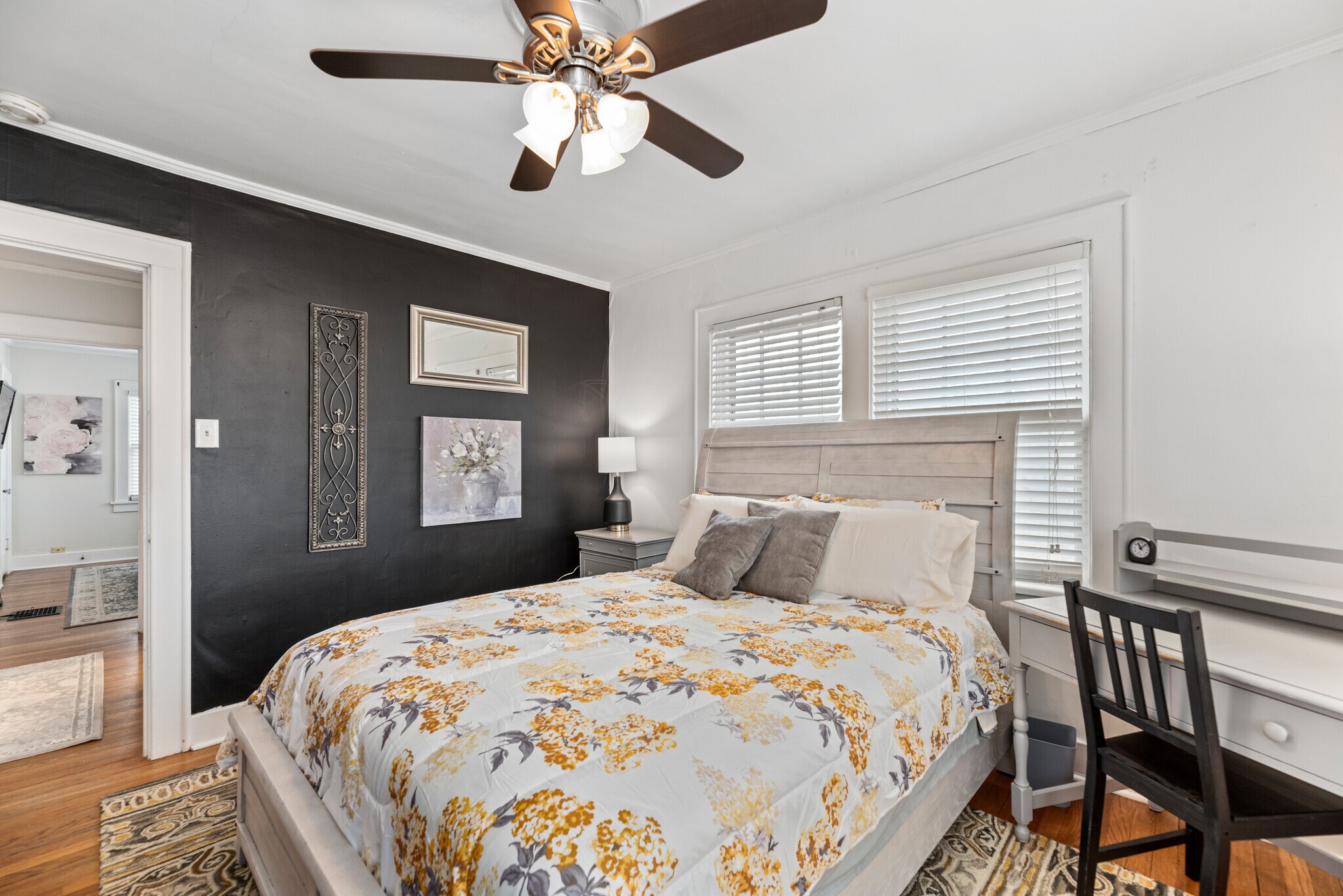 Building Photo - 425 N Bluff Ave