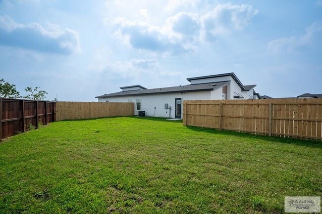 Building Photo - 3508 Hidalgo Cir