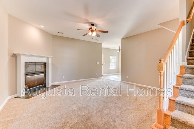 Building Photo - 812 Oshields Ct