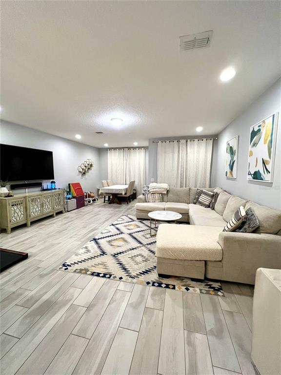 Building Photo - 344 Rustic Loop