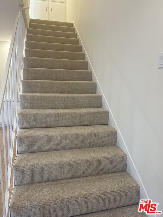 Building Photo - 11937 Darlington Ave