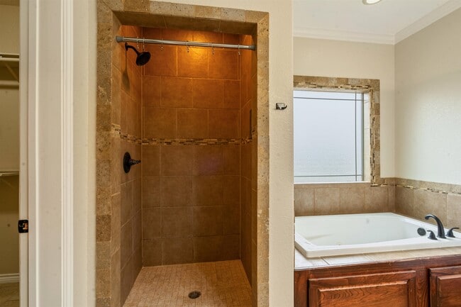 Building Photo - 104 Running Bear Trail