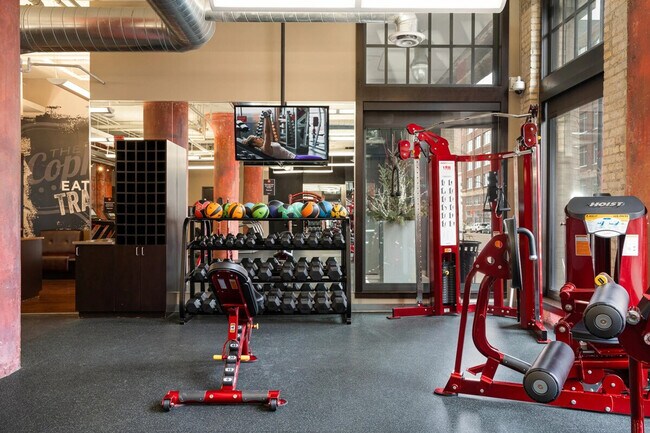 Building Photo - 606 N Washington Ave