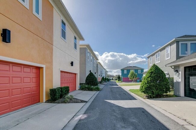 Building Photo - 8567 Pinter St
