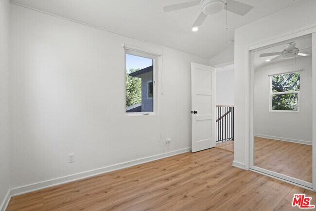 Building Photo - 2817 Stevens St
