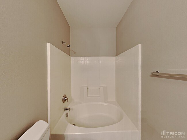 Building Photo - 962 E Cowboy Cove Trail