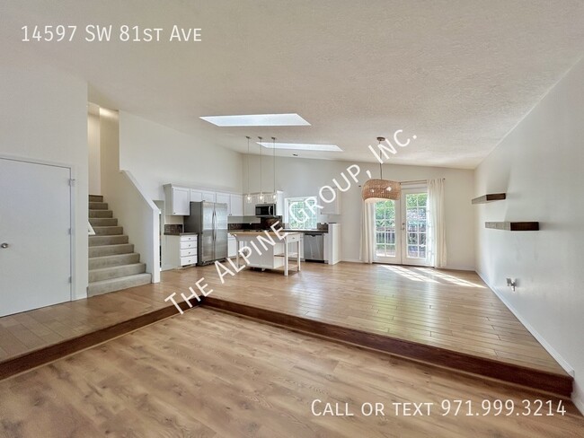 Building Photo - 14597 SW 81st Ave