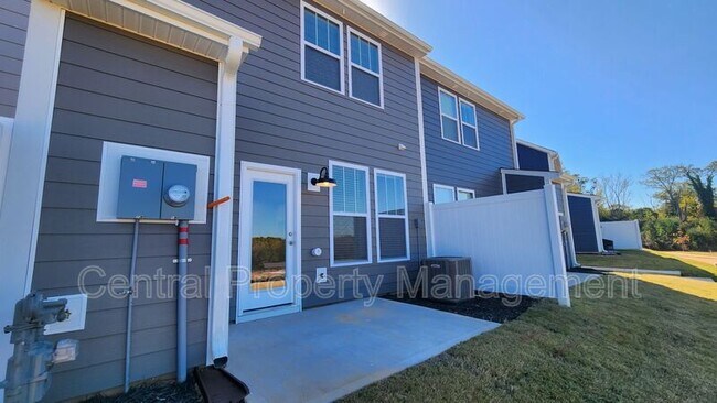 Building Photo - 143 Dalmatian Dr