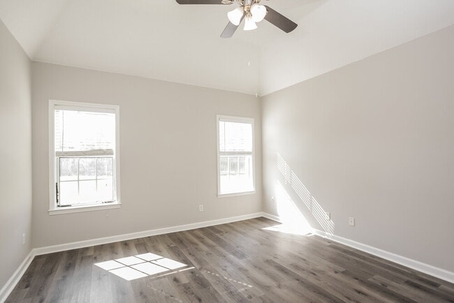 Building Photo - 2675 Meis Ln