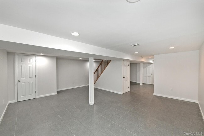 Building Photo - 2328 Westley Rd