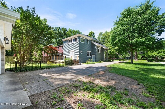 Building Photo - 4513 S 6th St