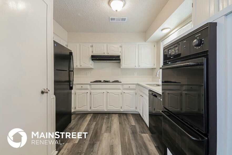 Building Photo - 7310 Ridgeview Dr