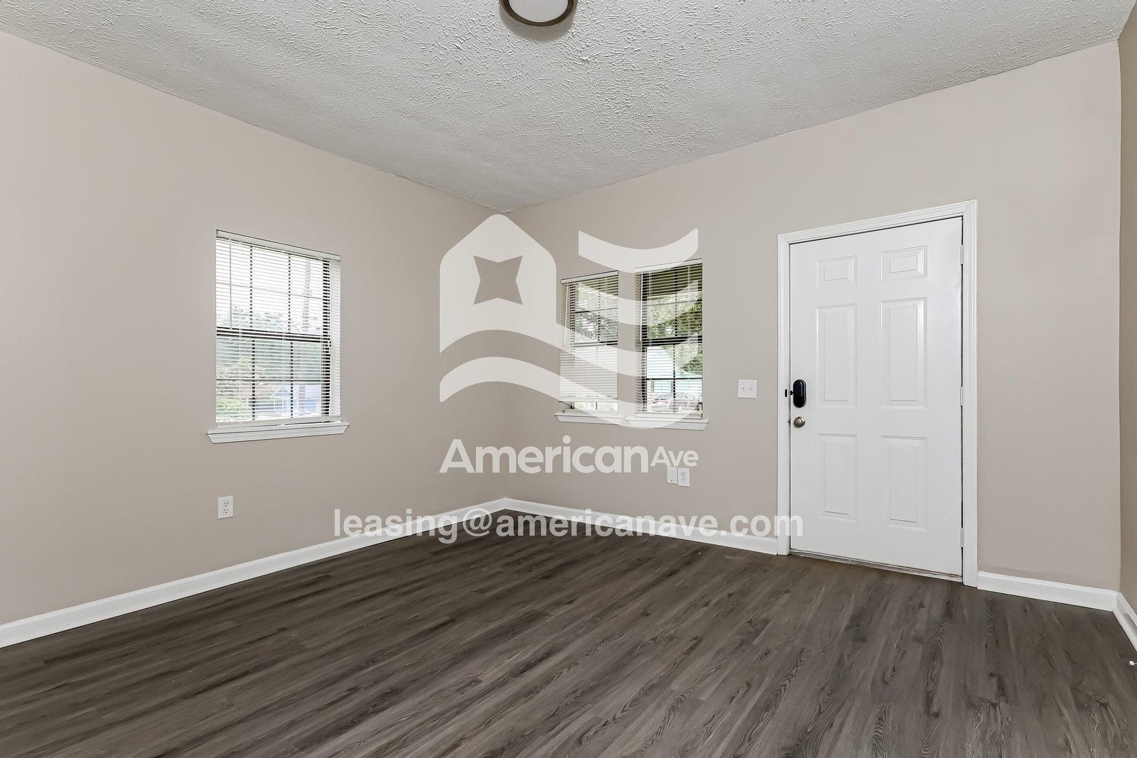 Building Photo - 335 Dewitt Ave