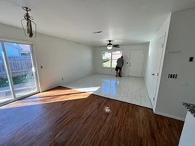 Building Photo - 1307 E Fairlane St