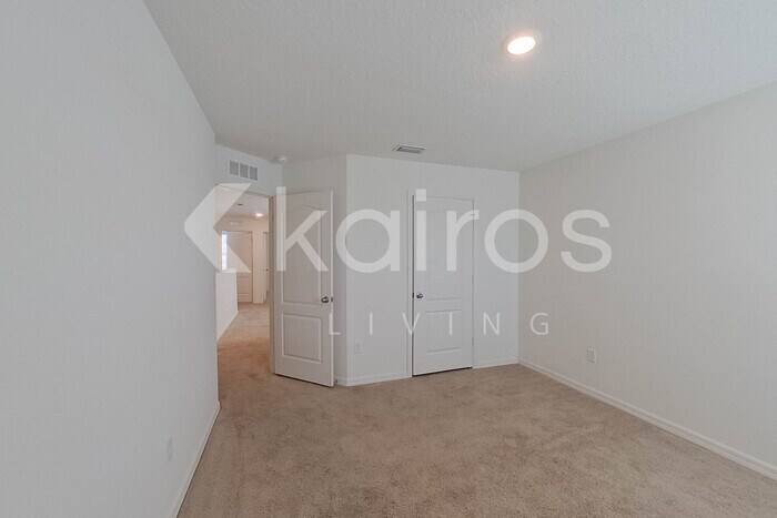 Building Photo - 30059 Fedora Cir