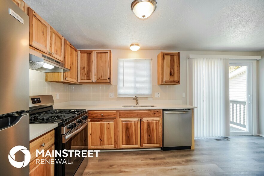 Building Photo - 3137 Dewbourne Dr