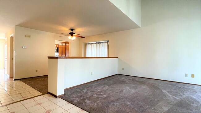 Building Photo - 4BD/2.5BA - Clean, Spacious 2-story Near Lake Almaden