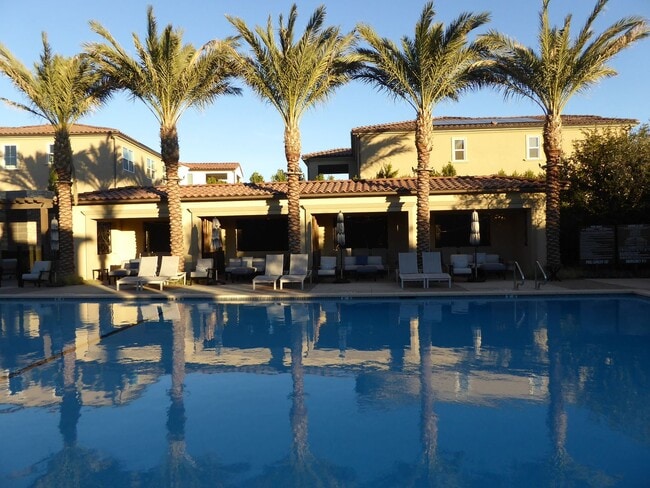 Building Photo - 5-Bedroom Home with Loft in Gated Victoria at Plum Canyon!