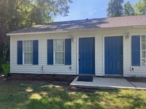 Building Photo - Charming One bedroom apartment