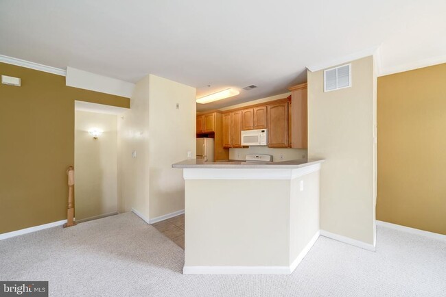 Building Photo - 13024 Cabin Creek Rd