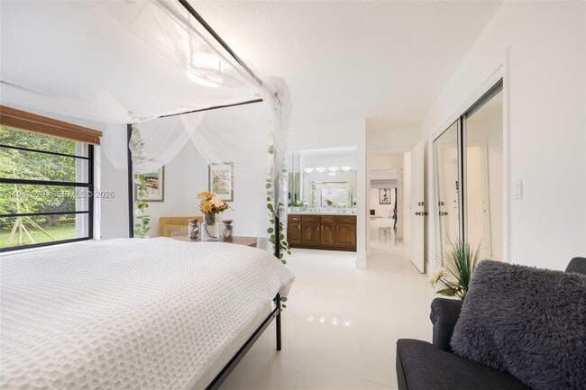 Building Photo - 20450 SW 198th Ave