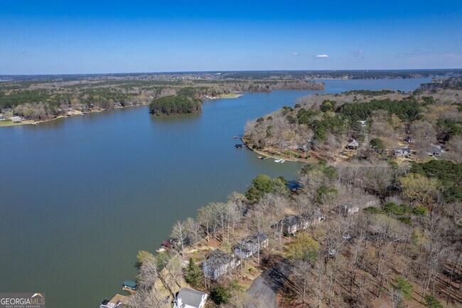 Building Photo - 384 Arrowhead Trail NE