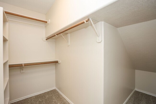 Building Photo - 18910 Piney Bend Ct