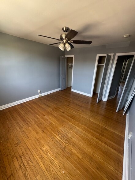 Main bedroom - 6255 N 5th St