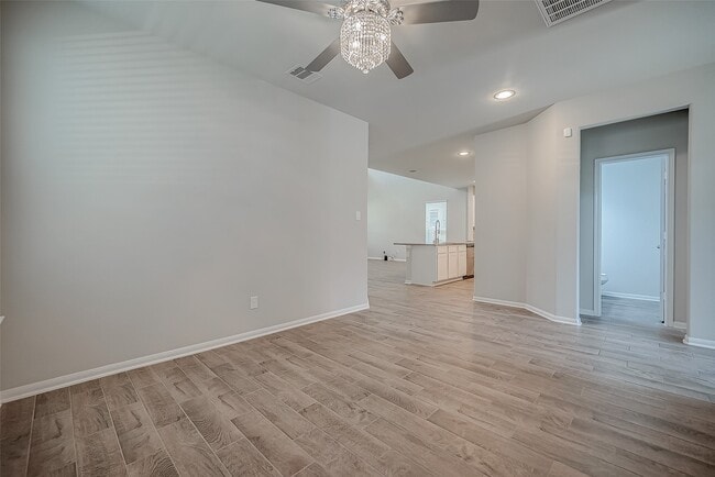 Building Photo - 3423 Hackberry Tree Ln