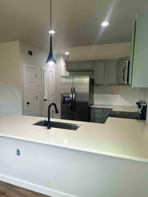 Building Photo - 1501 Valmar St