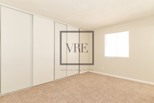 Building Photo - 3352 Fico Ave