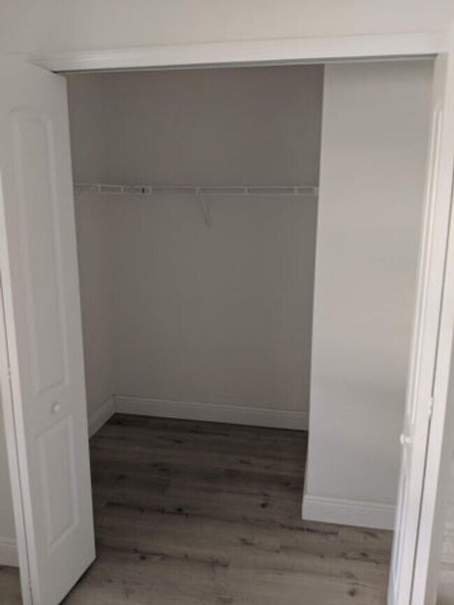 Building Photo - 4593 Bucida Rd