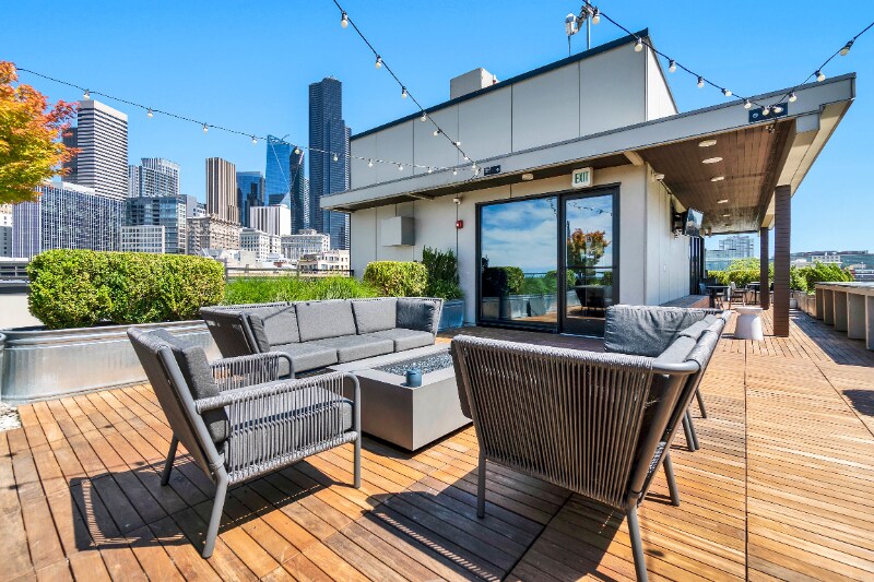 Building Photo - 80 South Main St