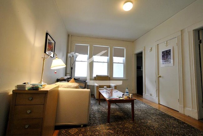 Building Photo - Two bedroom for September 1st - Brighton