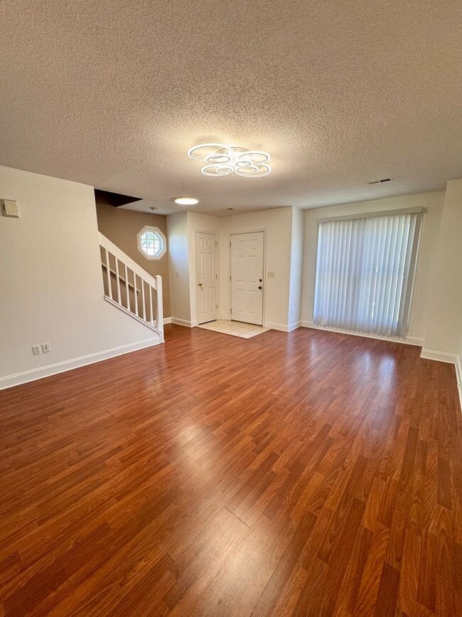 Building Photo - Townhouse for Rent in Liberty Square