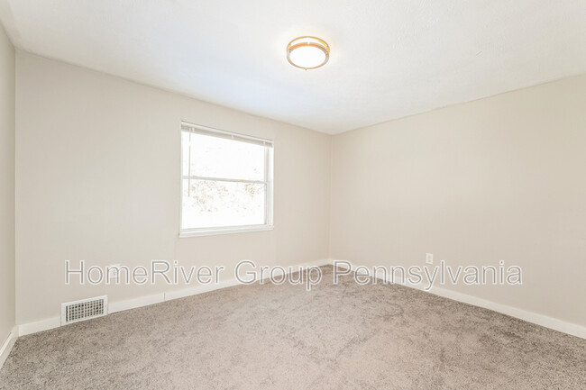 Building Photo - 8545 Wittmer Rd