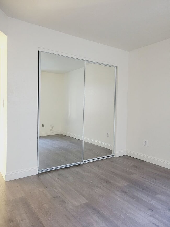 Building Photo - 6500 W Lake Mead Blvd