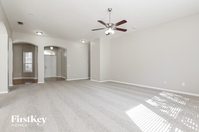 Building Photo - 5184 Johnson Lake Ct