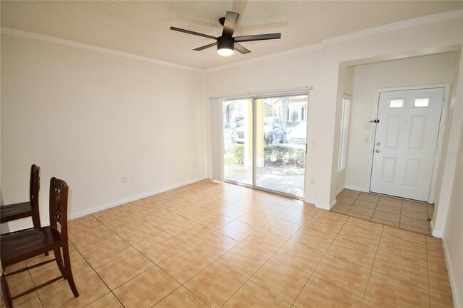 Building Photo - 913 Arbor Lakes Cir