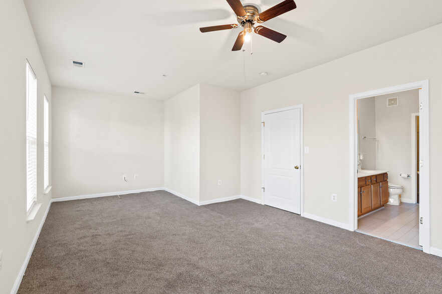 Building Photo - 5530 Capital Gateway Dr