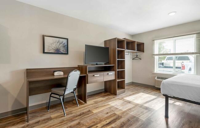 Building Photo - Furnished Studio-Minneapolis - Airport - M...