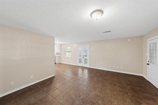 Building Photo - 202 Penick Rd
