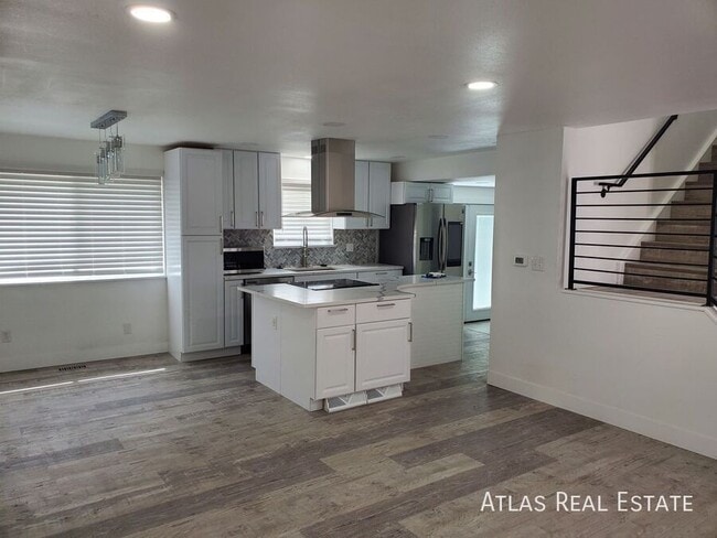 Building Photo - 7872 W 84th Ct